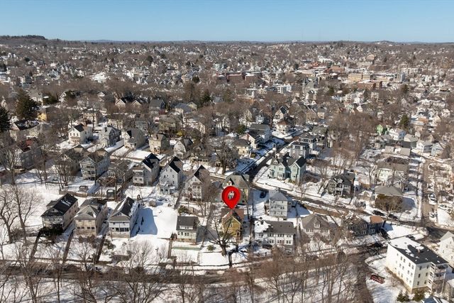 23 Rowe St 23, Boston, MA 02131