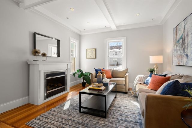 23 Rowe St 23, Boston, MA 02131