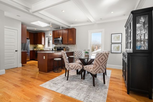 23 Rowe St 23, Boston, MA 02131