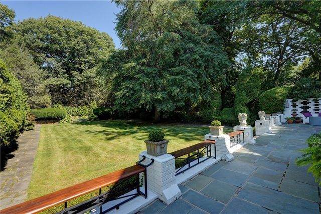 3550 Elmwood Avenue, Brighton, NY 14610