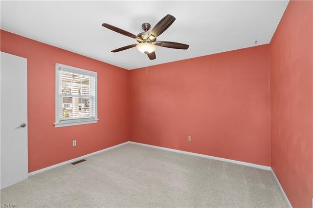 101 Canadian Goose DR, Currituck, NC 27929