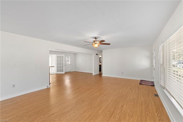 101 Canadian Goose DR, Currituck, NC 27929