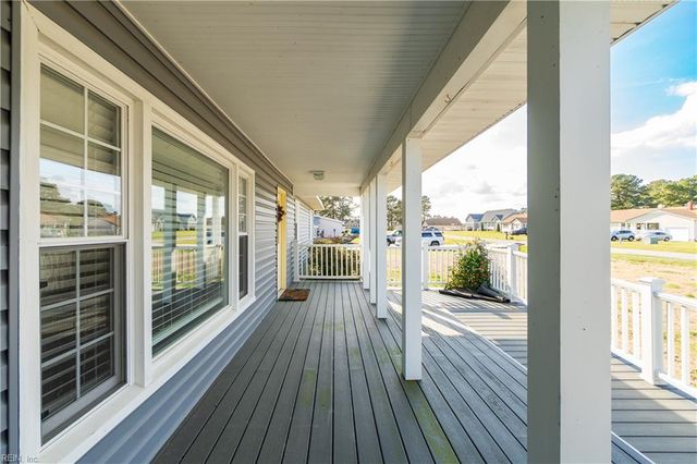101 Canadian Goose DR, Currituck, NC 27929