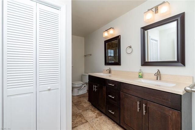 101 Canadian Goose DR, Currituck, NC 27929