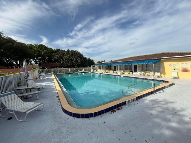 4810 NW 50th Court, Tamarac, FL 33319