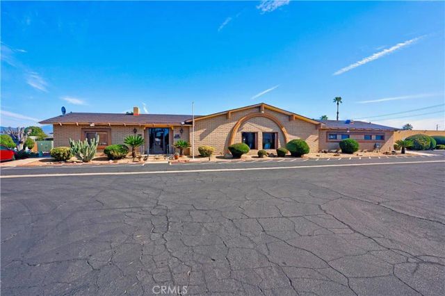 332 N Lyon 68, Hemet, CA 92543