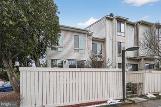 10200 RIDGELINE DR, Gaithersburg, MD 20886