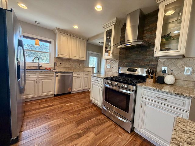 144 S 71st STREET, Milwaukee, WI 53214