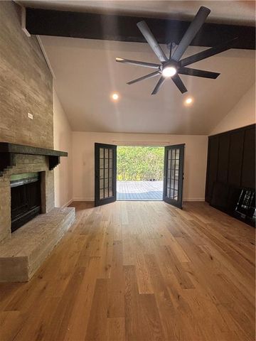 121 AZALEA Court, Pineville, LA 71360