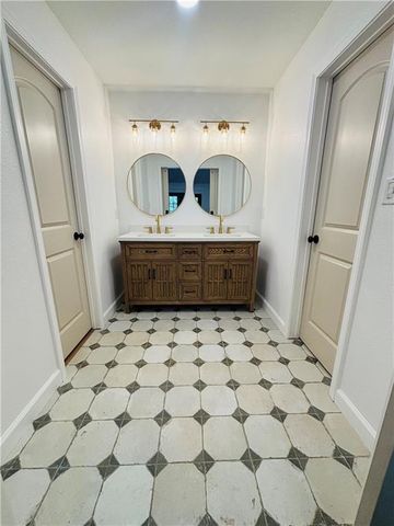 121 AZALEA Court, Pineville, LA 71360