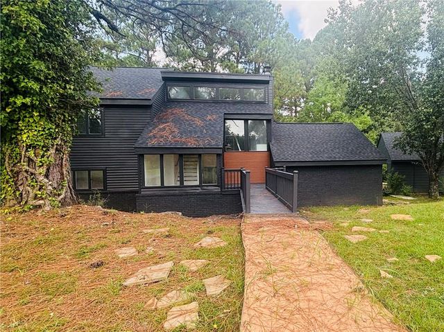 121 AZALEA Court, Pineville, LA 71360