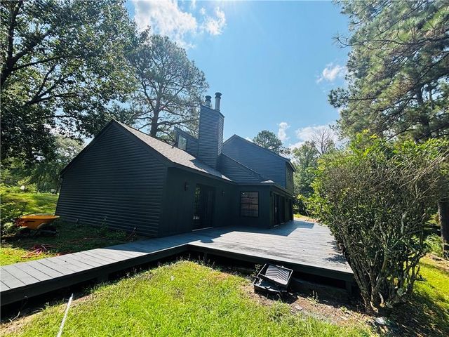 121 AZALEA Court, Pineville, LA 71360