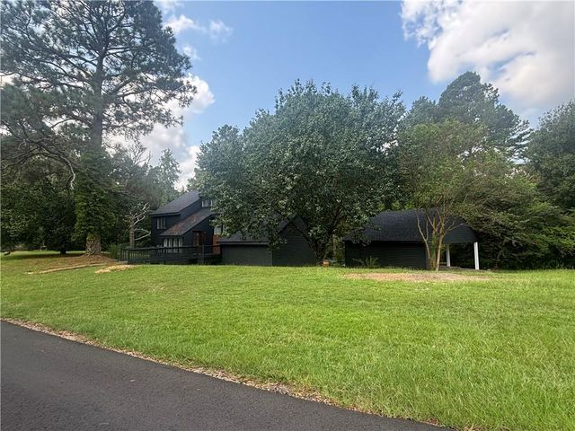 121 AZALEA Court, Pineville, LA 71360