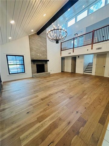 121 AZALEA Court, Pineville, LA 71360