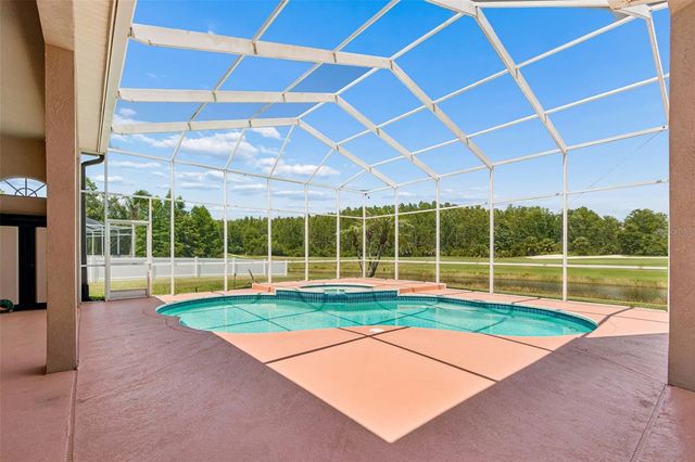 18107 EMERALD BAY STREET, Tampa, FL 33647