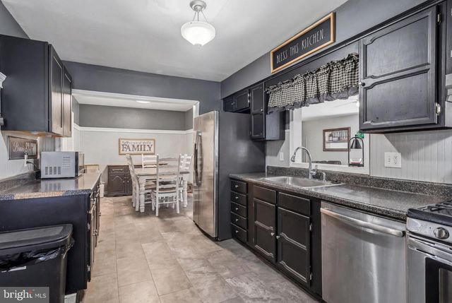 124 DOBBS AVE, Bellmawr, NJ 08031