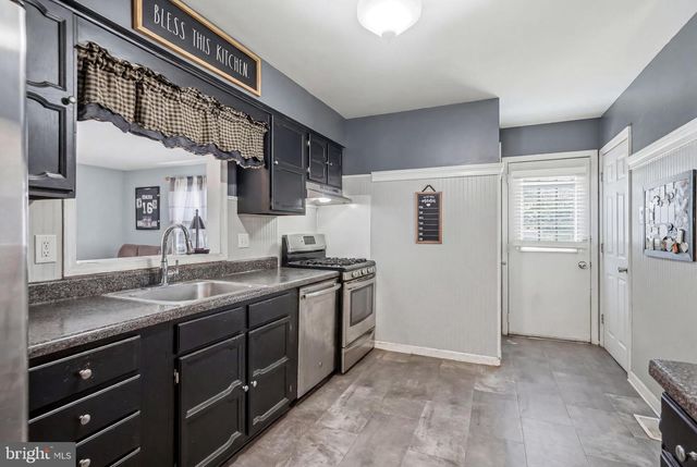 124 DOBBS AVE, Bellmawr, NJ 08031