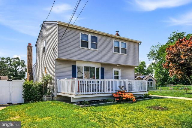124 DOBBS AVE, Bellmawr, NJ 08031