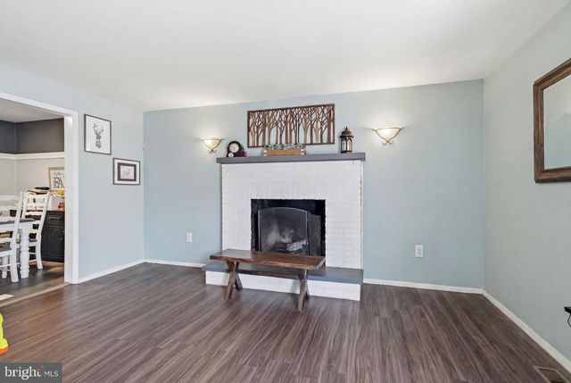 124 DOBBS AVE, Bellmawr, NJ 08031
