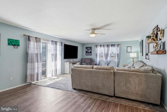 124 DOBBS AVE, Bellmawr, NJ 08031