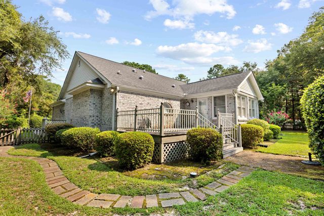25 Saint Julian Ct., Pawleys Island, SC 29585