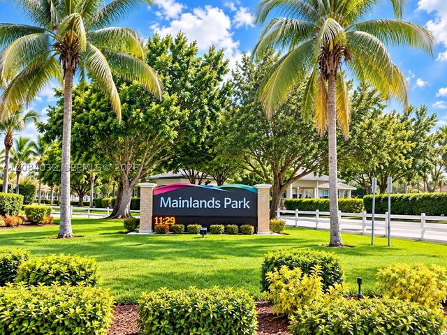 4719 NW 44th Ct, Tamarac, FL 33319