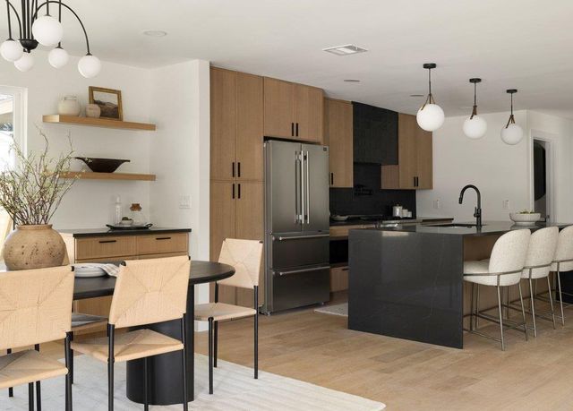 2005 Pompton DR, Austin, TX 78757