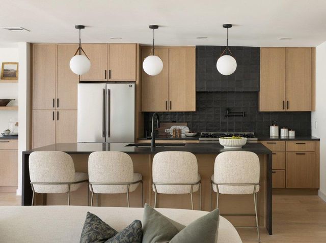 2005 Pompton DR, Austin, TX 78757