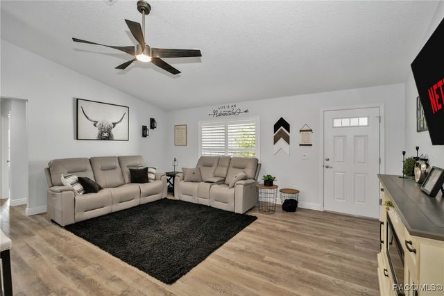 5485 N Pecos Terrace, Beverly Hills, FL 34465