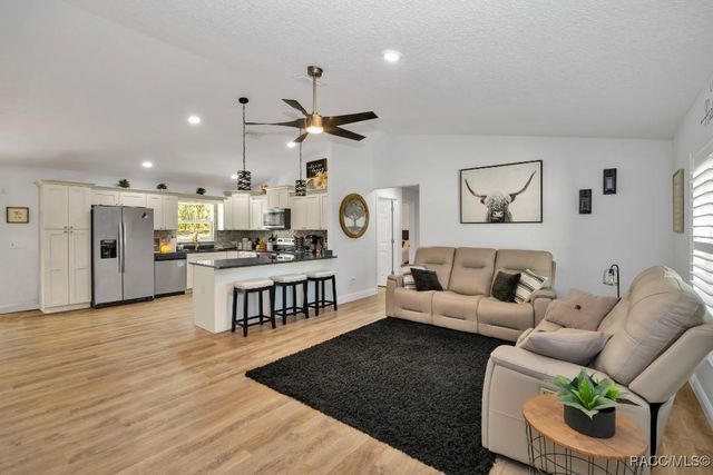 5485 N Pecos Terrace, Beverly Hills, FL 34465