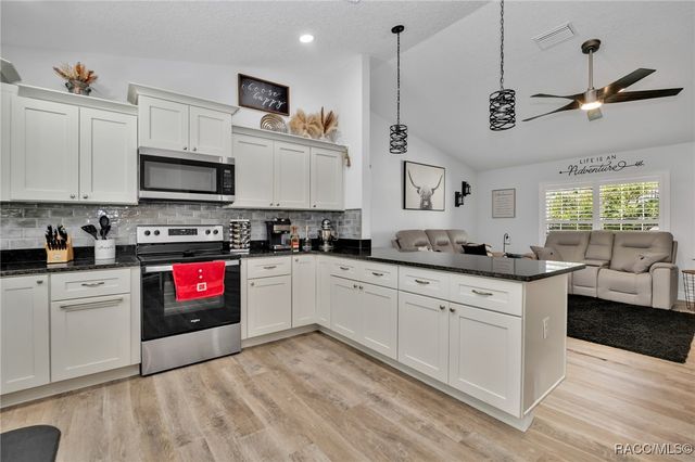 5485 N Pecos Terrace, Beverly Hills, FL 34465