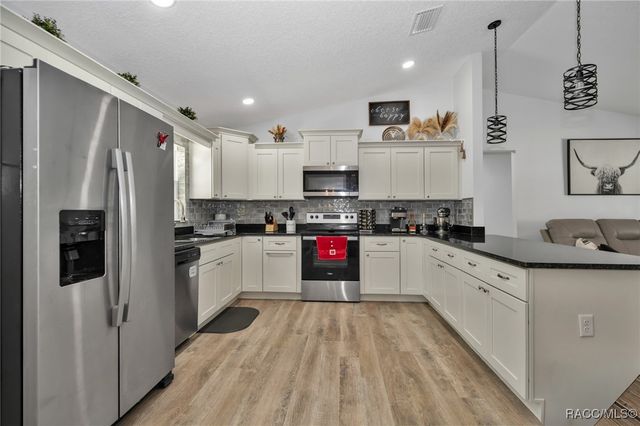 5485 N Pecos Terrace, Beverly Hills, FL 34465