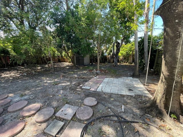 1635 NE 160th Street, North Miami Beach, FL 33162
