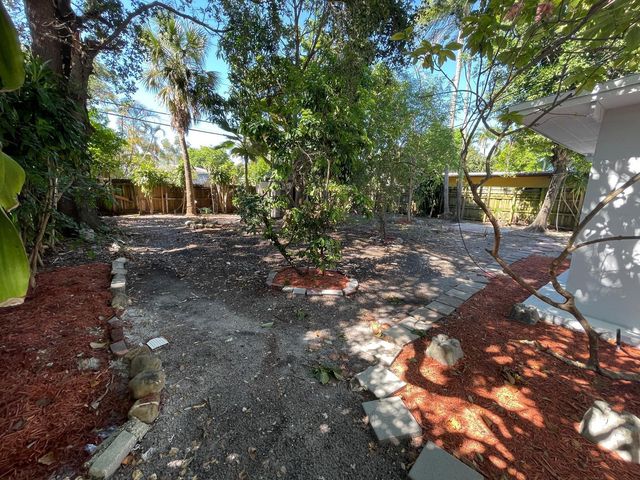1635 NE 160th Street, North Miami Beach, FL 33162