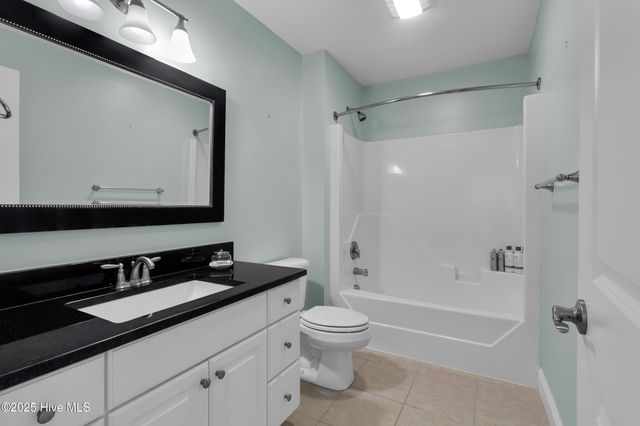 2113 Hidden Harbor Drive, New Bern, NC 28562