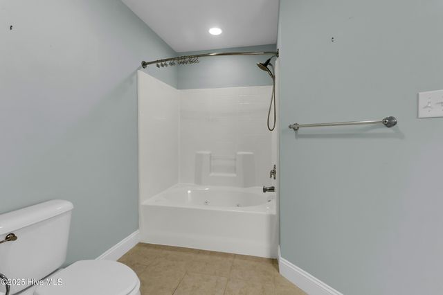 2113 Hidden Harbor Drive, New Bern, NC 28562