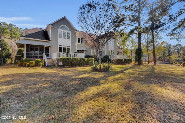 2113 Hidden Harbor Drive, New Bern, NC 28562