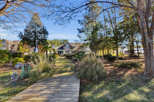 2113 Hidden Harbor Drive, New Bern, NC 28562