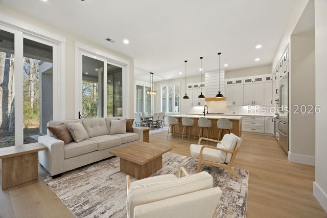 27 Madison Ln, Hilton Head Island, SC 29926