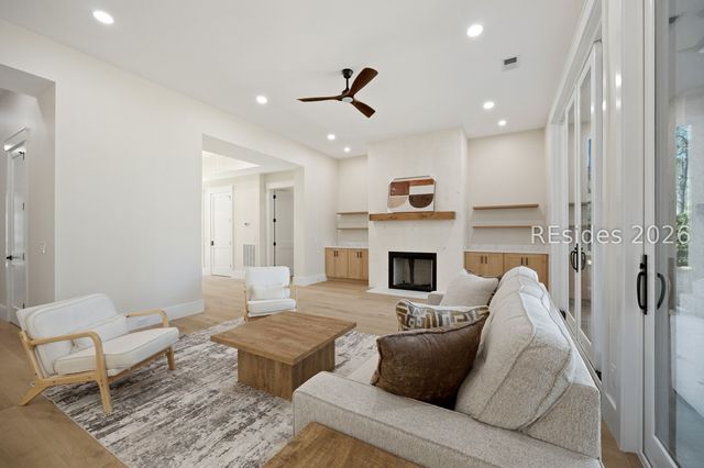 27 Madison Ln, Hilton Head Island, SC 29926