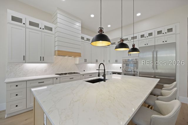 27 Madison Ln, Hilton Head Island, SC 29926