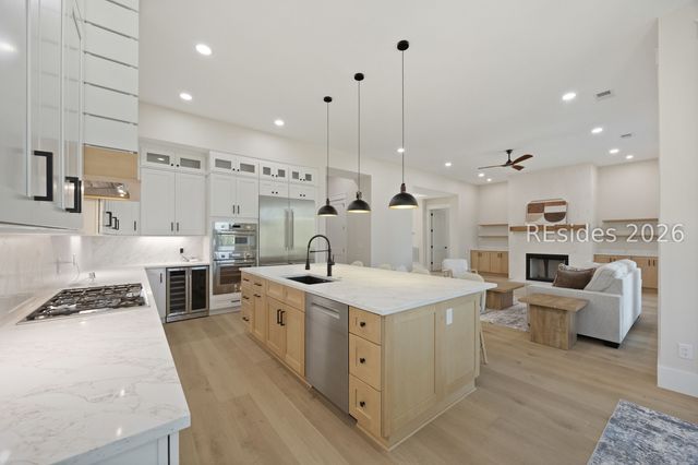 27 Madison Ln, Hilton Head Island, SC 29926