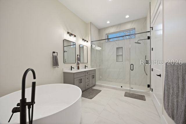 27 Madison Ln, Hilton Head Island, SC 29926