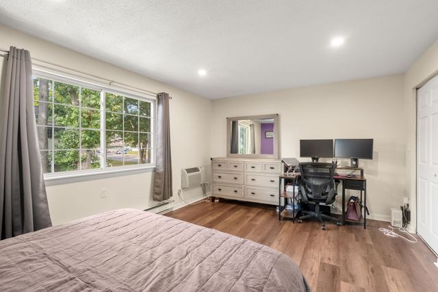 1 Janet Road 8, Easton, MA 02375