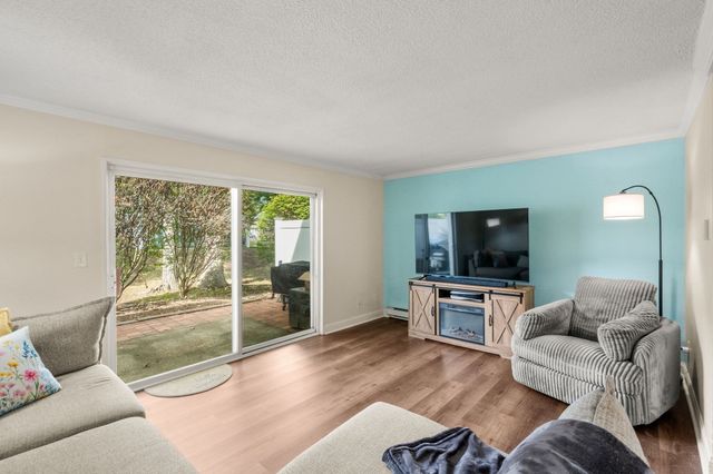 1 Janet Road 8, Easton, MA 02375