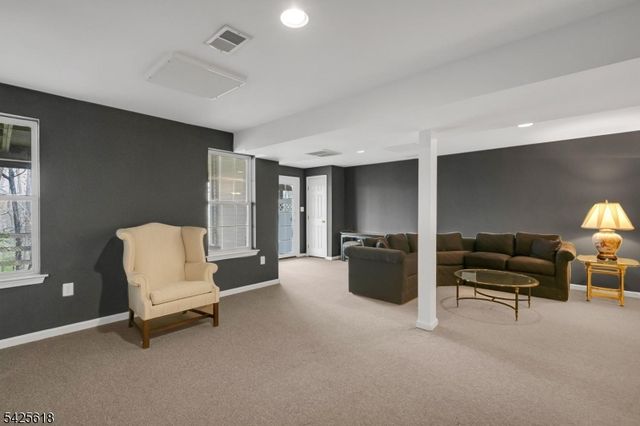 20 Hopkinson Ct, Bernards Twp., NJ 07920