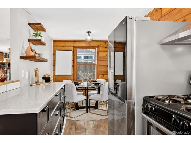 891 Lee St, Lakewood, CO 80215