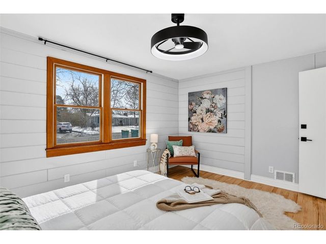 891 Lee St, Lakewood, CO 80215