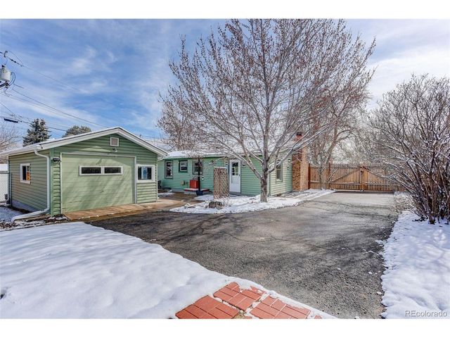 891 Lee St, Lakewood, CO 80215