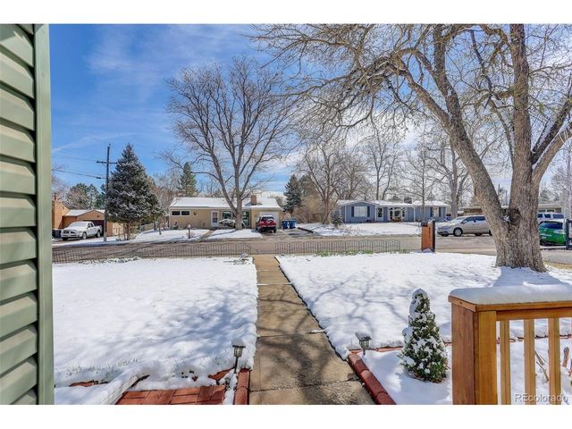 891 Lee St, Lakewood, CO 80215